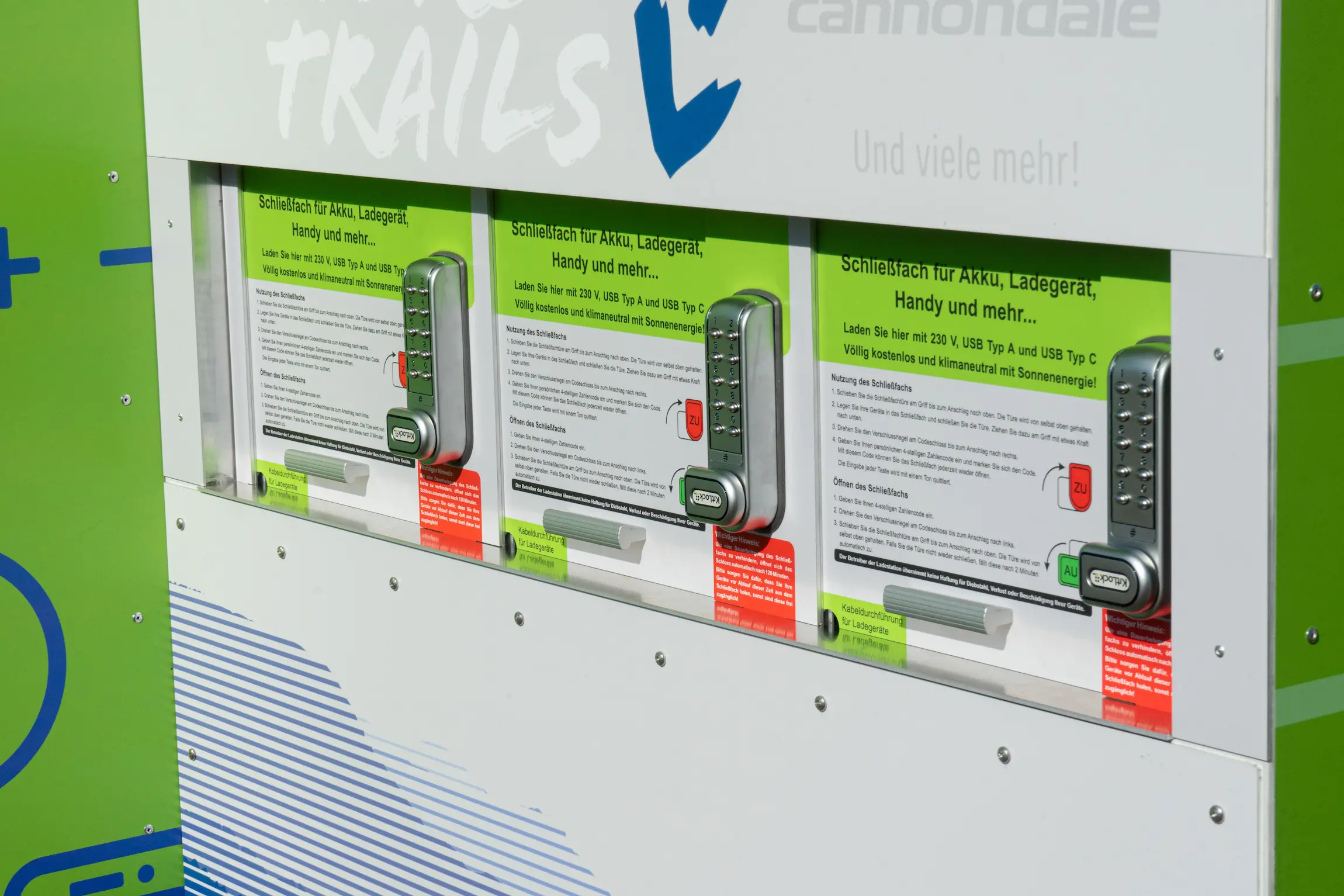 Mobilitätsstation Modul Safe mit Schließfächer